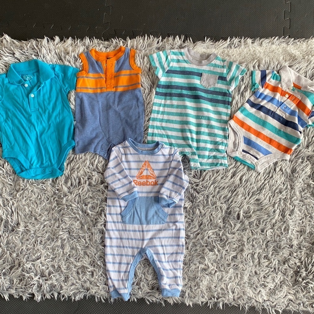 Baby Boy One Piece Onesie Outfits Bundle Size 0-3 Months